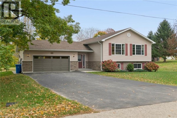 2pc Bathroom - 1120 Centre Street, Wroxeter, ON N0G2X0 Photo 2