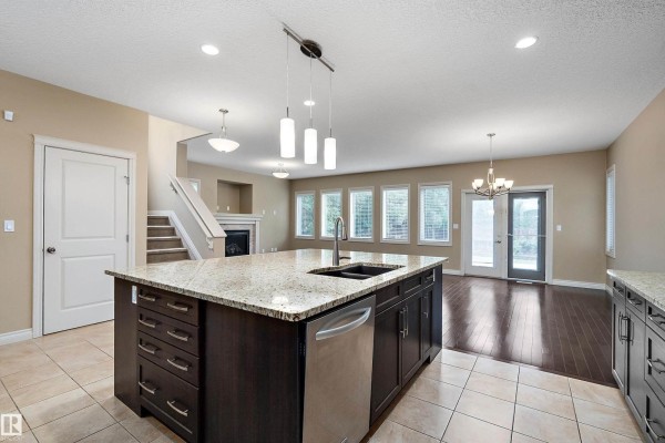 11203 72 Av Nw, Edmonton, AB, photo 2