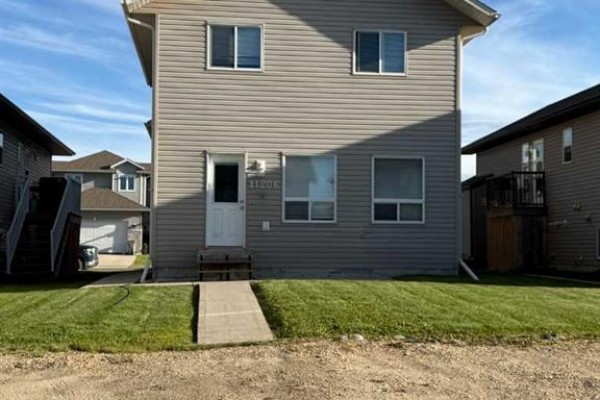 4pc Bathroom - 11206 75a Avenue, Grande Prairie, AB T8W0G5 Photo 2