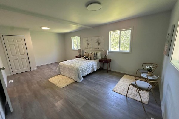 Living room - 112082 Pth 59 Highway, Hillside Beach, MB R0E0E0 Photo 3