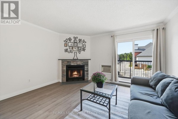 1121 - 1450 Glen Abbey Gate, Oakville, ON L6M2V7 Photo 5