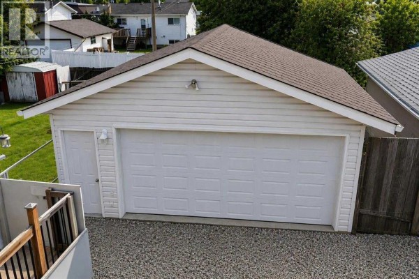 Bedroom - 1121 56 Street, Edson, AB T7E1H9 Photo 4