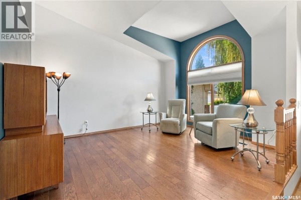 Foyer - 1122 Hurley Way, Saskatoon, SK S7N4J7 Photo 4