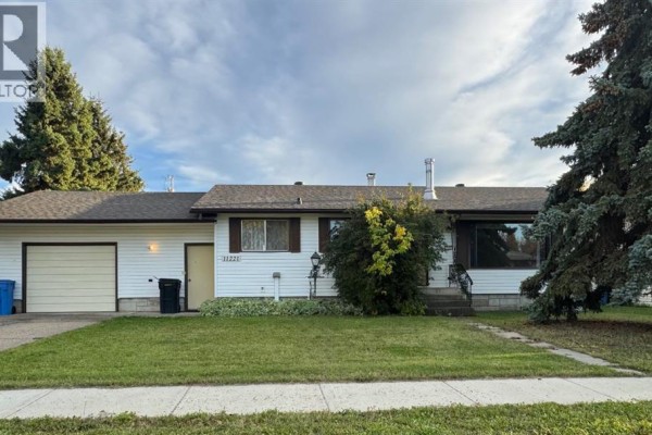 11221 102 Avenue, Fairview