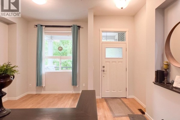 11222 243b Street, Maple Ridge, BC V2W1H5 Photo 4