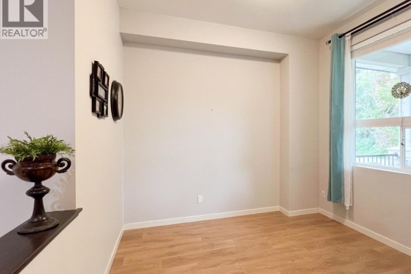 11222 243b Street, Maple Ridge, BC V2W1H5 Photo 5