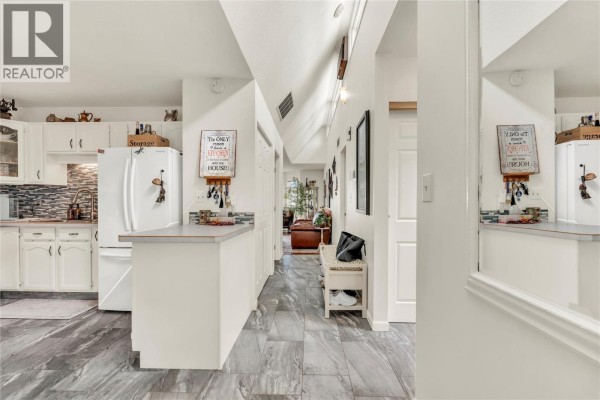Primary Bedroom - 11222 Quinpool Road Unit# 1, Summerland, BC V0H1Z5 Photo 5