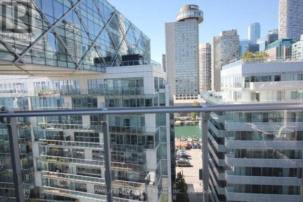 Bedroom - 1123 - 29 Queens Quay E, Toronto, ON M5E0A5 Photo 3