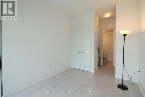 1123 - 29 Queens Quay E, Toronto, ON M5E0A5 Photo 5
