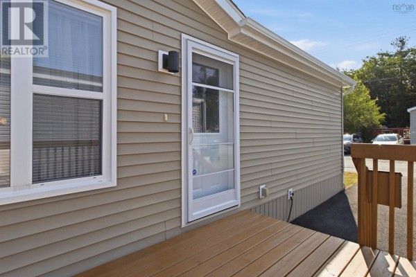 1123 Susan Drive, Beaver Bank, NS, photo 2