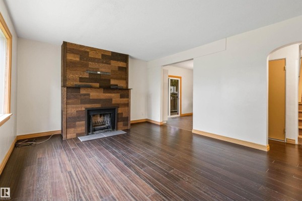 Family room - 11230 75 Av Nw, Edmonton, AB T6G0H3 Photo 4