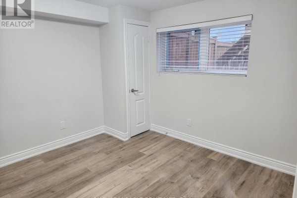 34 - 1125 Leger Way, Milton, ON L9E1N7 Photo 5