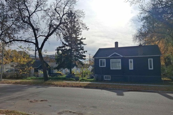 11253 91 St Nw Nw, Edmonton, AB T5B4A1 Photo 4
