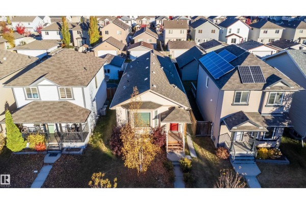 Primary Bedroom - 1126 36a Av Nw, Edmonton, AB T6T0G1 Photo 4