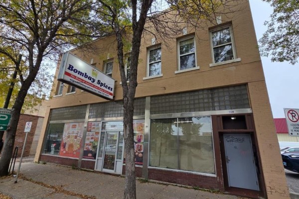 1126 Rosser Avenue, Brandon, MB R7A0L9 Photo 2