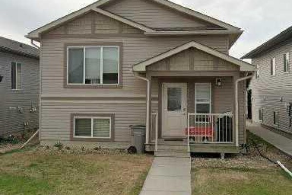 Bedroom - 11265 76 Avenue, Grande Prairie, AB T8W0G3 Photo 2