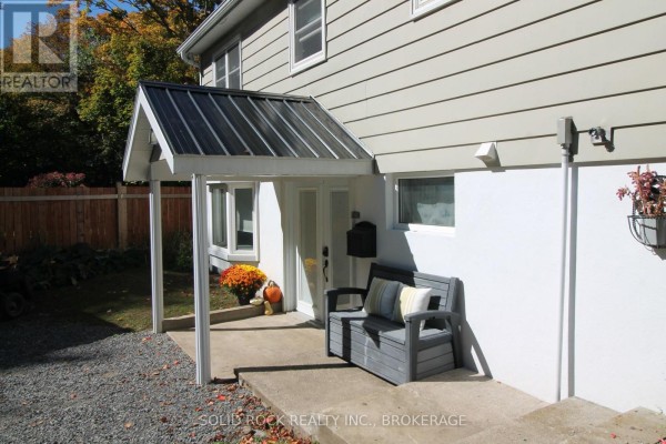1127 Perry Lane, Frontenac, ON, photo 2