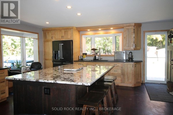 1127 Perry Lane, Frontenac, ON, photo 3