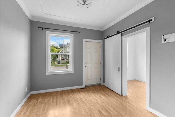 Bedroom - 1129 Pritchard Avenue, Winnipeg, MB R2X0G7 Photo 5