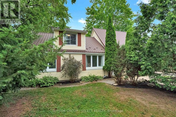1129 Sunningdale Road E, London North, ON N5X4B1 Photo 3