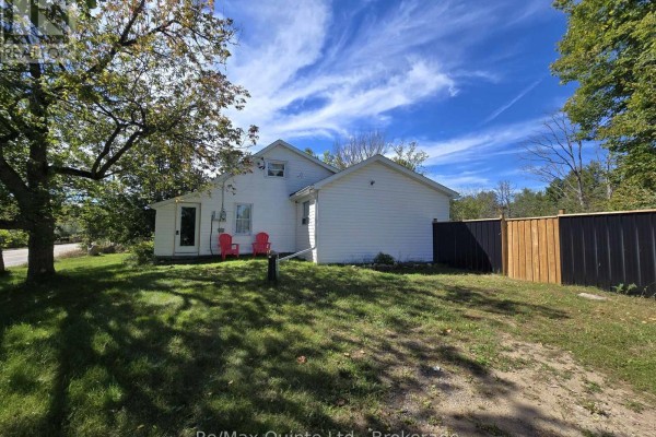112959 Highway 7 Highway, Addington Highlands