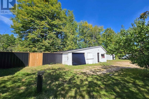 Bathroom - 112959 Highway 7 Highway, Addington Highlands, ON K0H1Z0 Photo 5