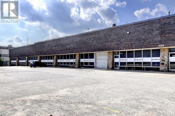 112a Snidercroft Road, Vaughan, ON L4K2K1 Photo 2