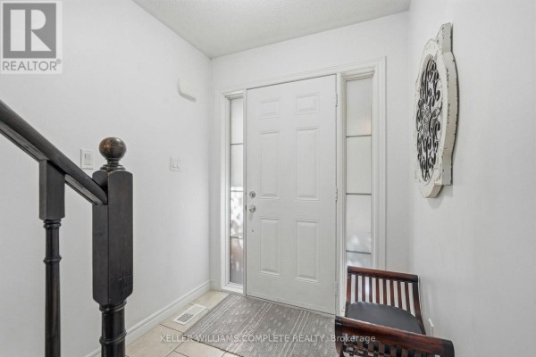 Bathroom - 113 - 20 Mcconkey Crescent, Brantford, ON N3S0C2 Photo 3