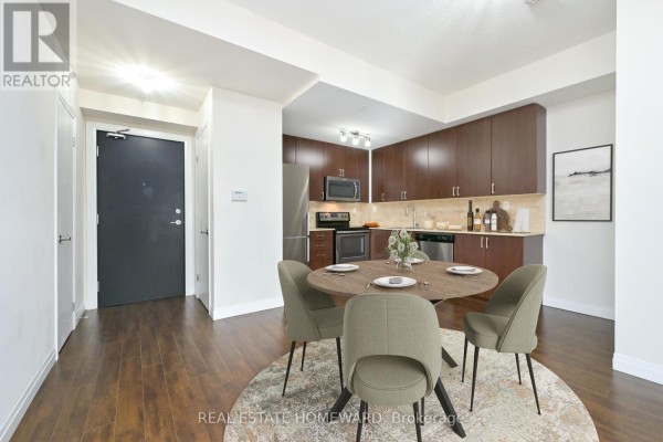 Dining room - 113 - 22 East Haven Drive, Toronto, ON M1N1M2 Photo 3