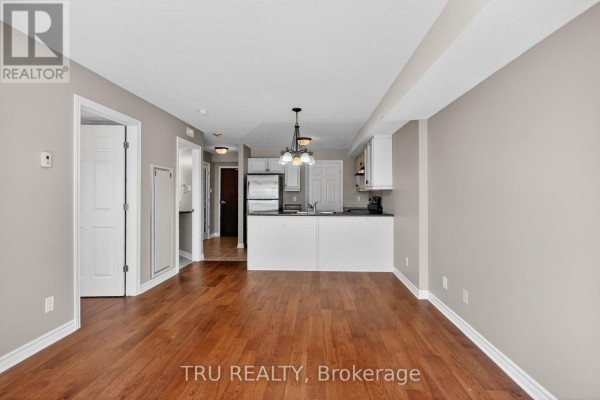 Den - 113 - 398 Van Buren Street, North Grenville, ON K0G1J0 Photo 5