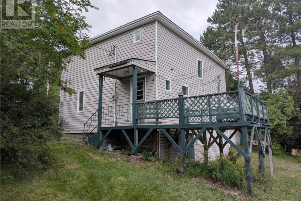 Porch - 113-115 Memorial Drive, Clarenville, NL A5A1P7 Photo 5