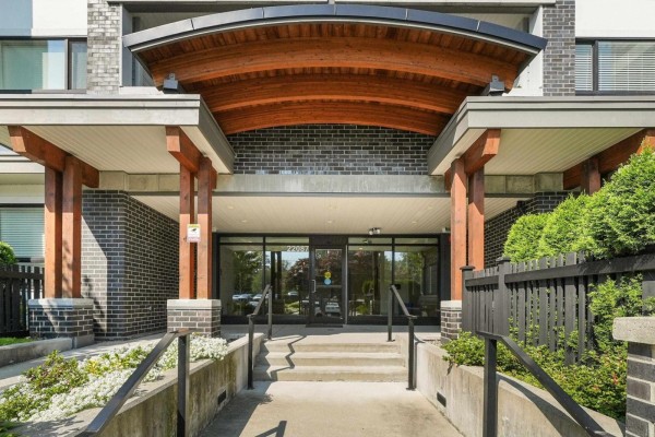 113 22087 49 Avenue, Langley, BC V3A0K4 Photo 2