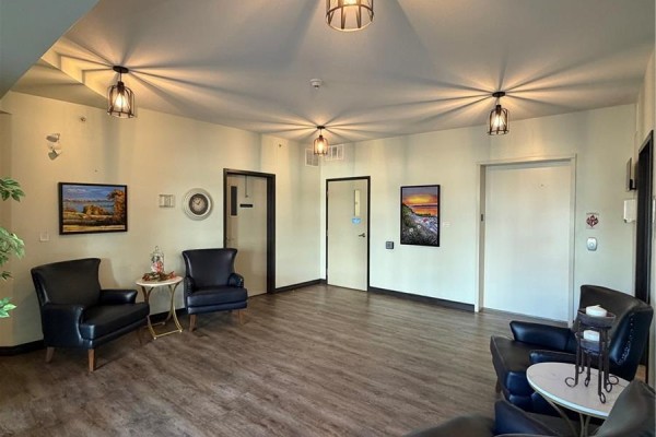 Living room - 113 2351 Windsor Park Road, Regina, SK S4V1N4 Photo 4