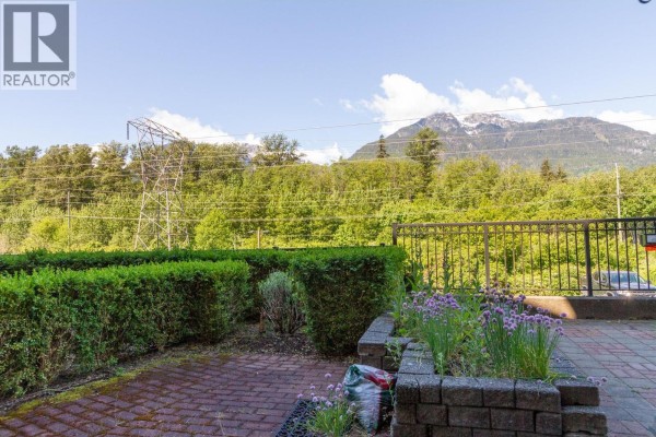 113 41105 Tantalus Road, Squamish, BC V8B0N3 Photo 3