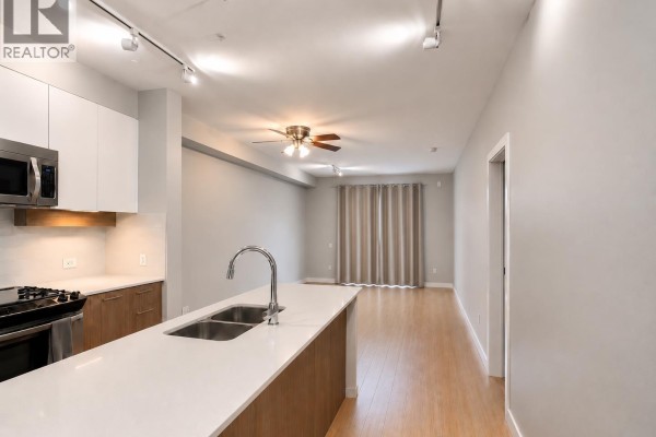 113 618 Como Lake Avenue, Coquitlam, BC V3J0G1 Photo 4