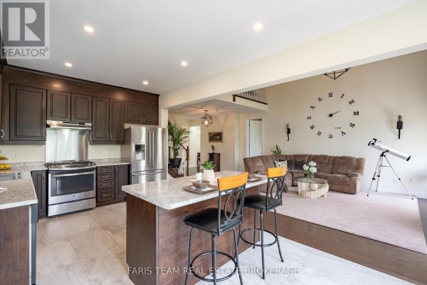 Office - 113 Allegra Drive, Wasaga Beach, ON L9Z1P2 Photo 5