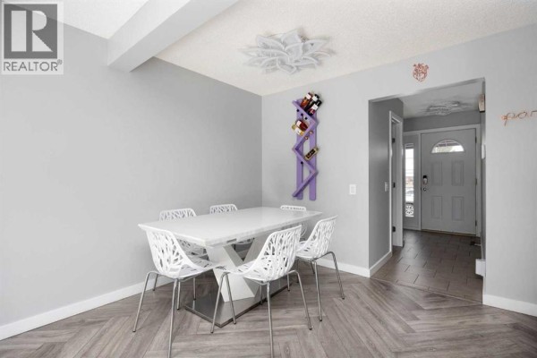 2pc Bathroom - 113 Astum Court, Fort Mcmurray, AB T9J1B5 Photo 5