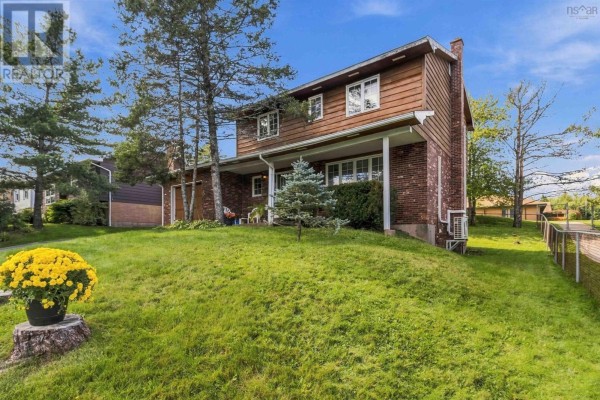 Living room - 113 Avondale Road, Cole Harbour, NS B2V1H3 Photo 2