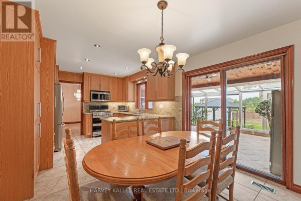 113 Bond Crescent, Richmond Hill, ON L4E3K9 Photo 4