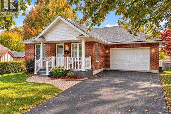 Kitchen - 113 Briar Glen Court, Dunnville, ON N1A3H3 Photo 2