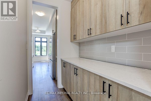 Great room - 113 De La Roche Drive, Vaughan, ON L4H5A3 Photo 3