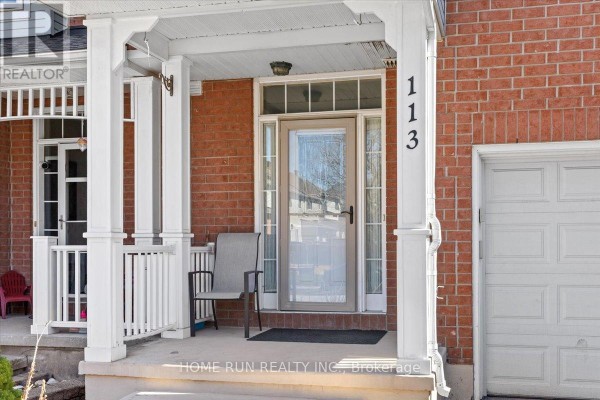 113 Gray Crescent, Ottawa, ON K2K3J7 Photo 2