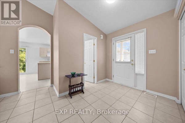 Dining room - 113 Grey Fox Drive, Ottawa, ON K0Z1L0 Photo 4