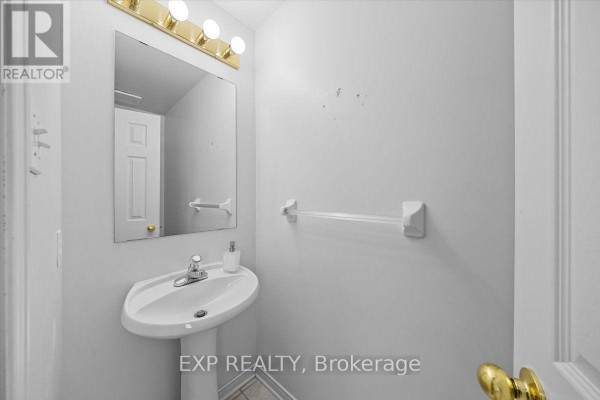 Bathroom - 113 Grey Fox Drive, Ottawa, ON K0Z1L0 Photo 5