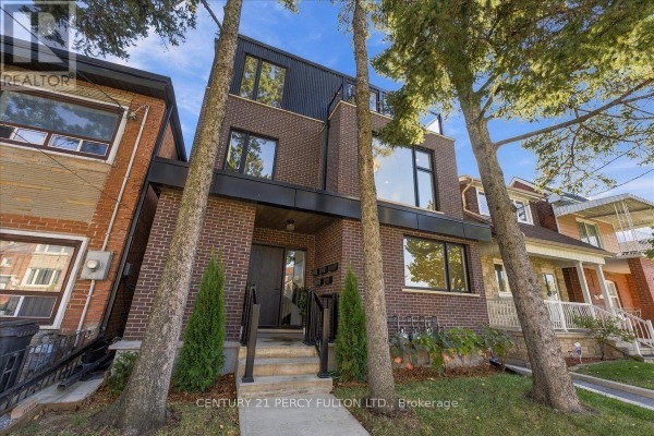 Kitchen - 3 - 113 Hatherley Road, Toronto, ON M6E1W4 Photo 2