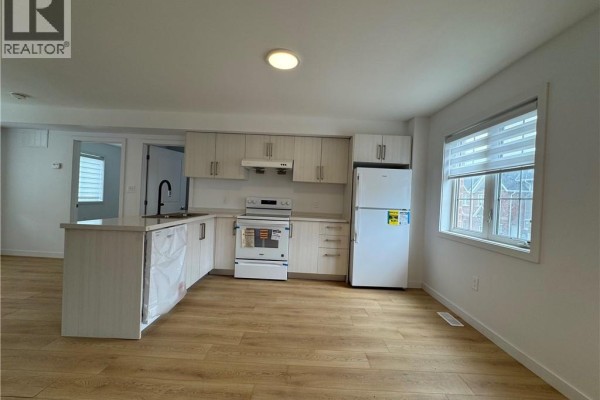4pc Bathroom - 113 Highriver Trail Unit# Main, Welland, ON L3C0H6 Photo 5