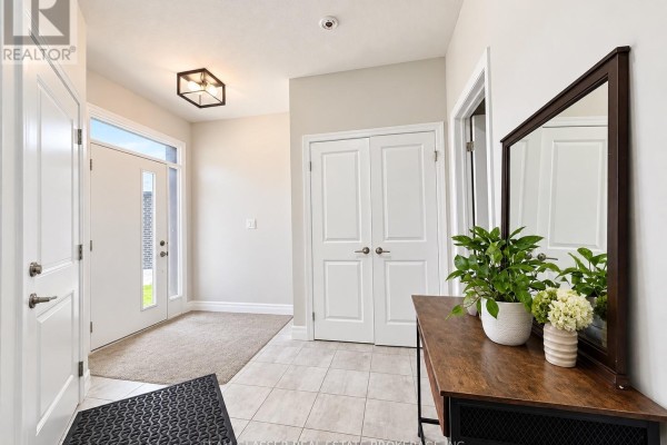 113 Marconi Court, London East, ON N5V0C9 Photo 3