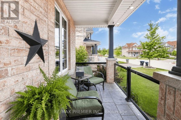 Eating area - 113 Mcgahey Street, New Tecumseth, ON L0G1W0 Photo 4