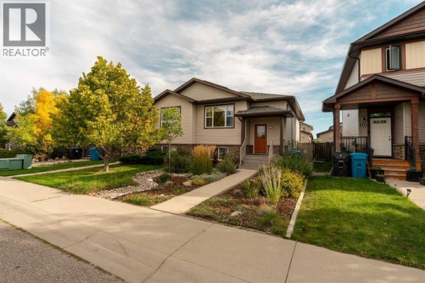 Foyer - 113 Mt Sundance Crescent W, Lethbridge, AB T1J0L4 Photo 3