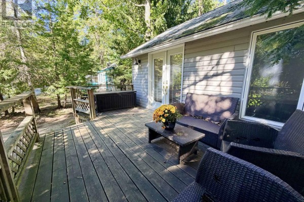 113 Oliver Drive, Tiny, ON L0L2J0 Photo 3